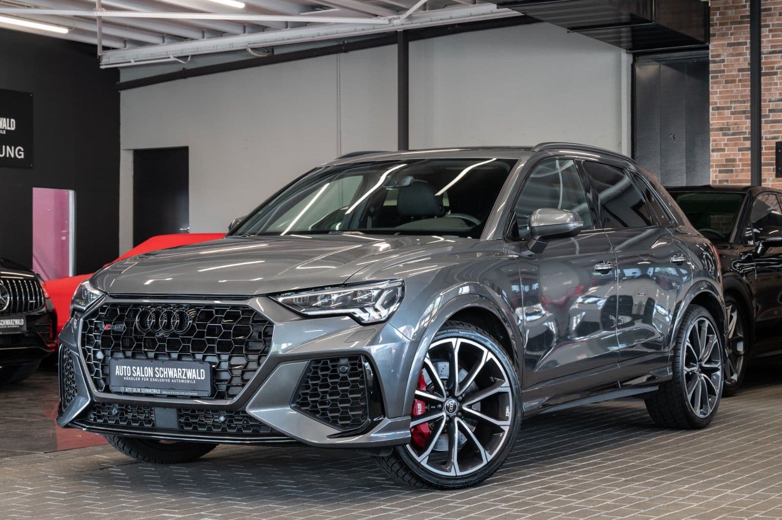 Audi RSQ3 2.5 TFSI quatt gebraucht kaufen in Trossingen
